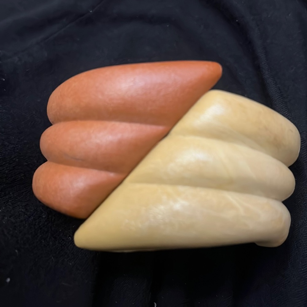 Vintage Wooden Hinged Clamper Cuff